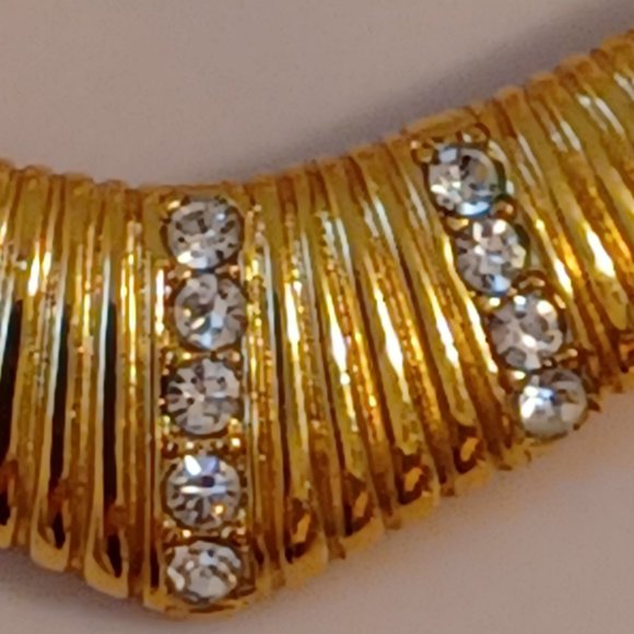 Vintage 80s Trifari Gold Collar Necklace Choker - Picture 4 of 8